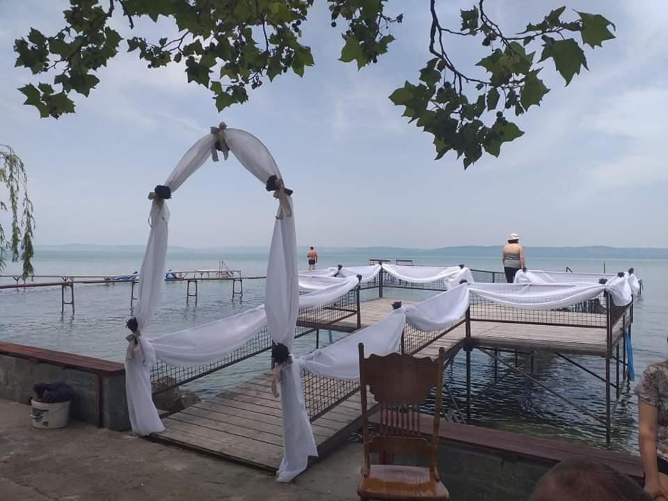 Gránit Villa Balatonszarszo Esterno foto