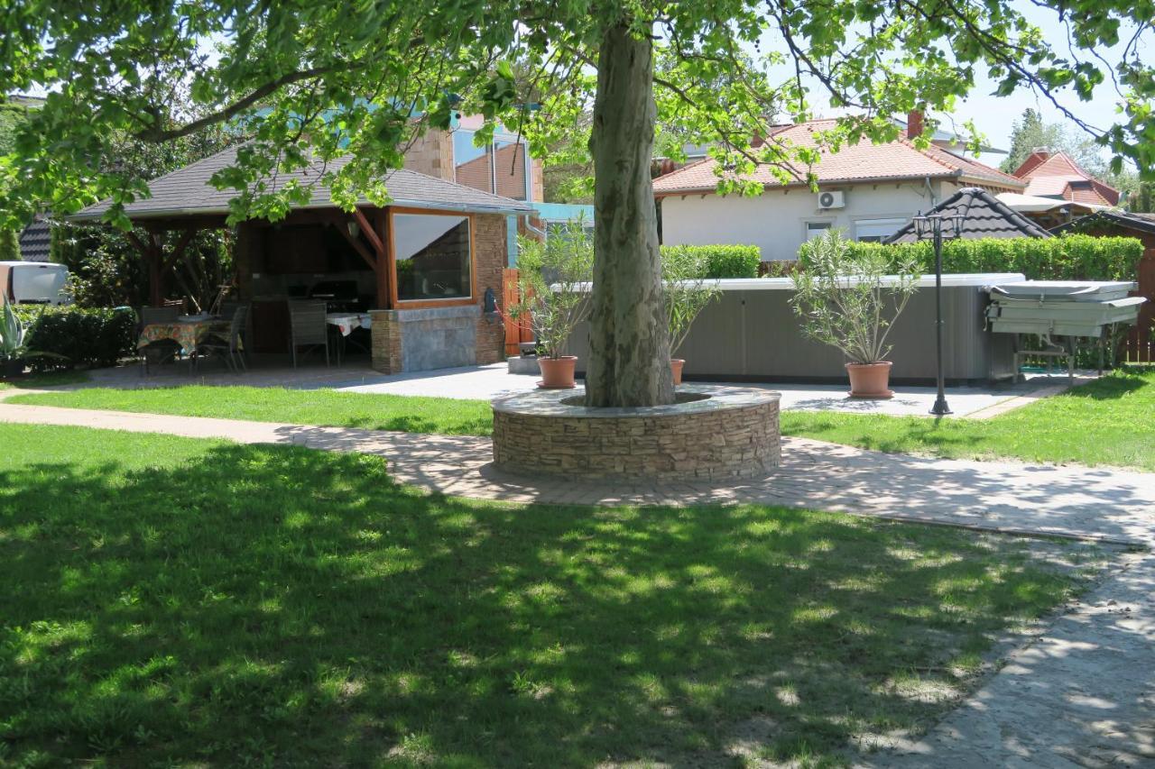 Gránit Villa Balatonszarszo Esterno foto
