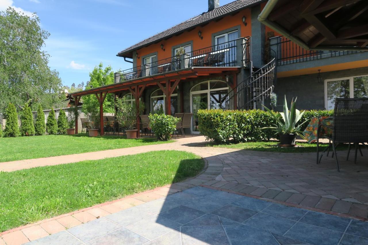 Gránit Villa Balatonszarszo Esterno foto