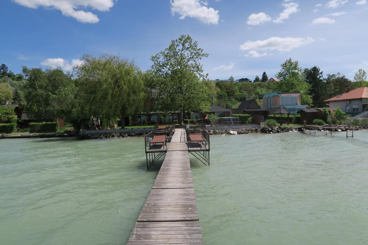 Gránit Villa Balatonszarszo Esterno foto