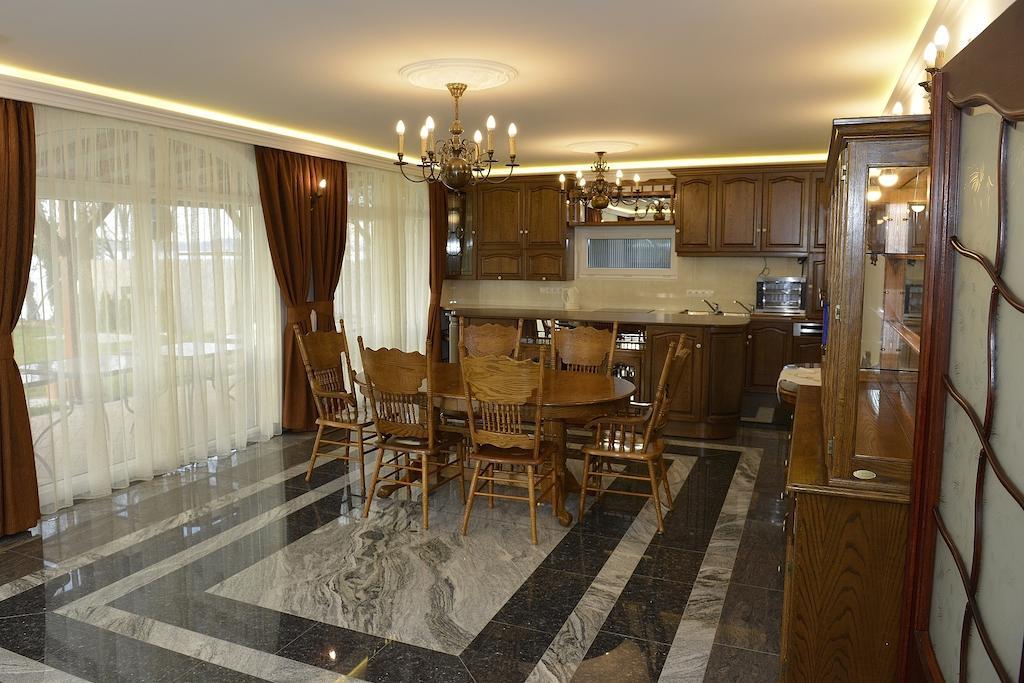 Gránit Villa Balatonszarszo Esterno foto